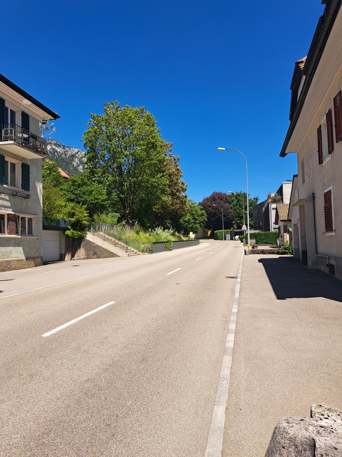 85m² commercial