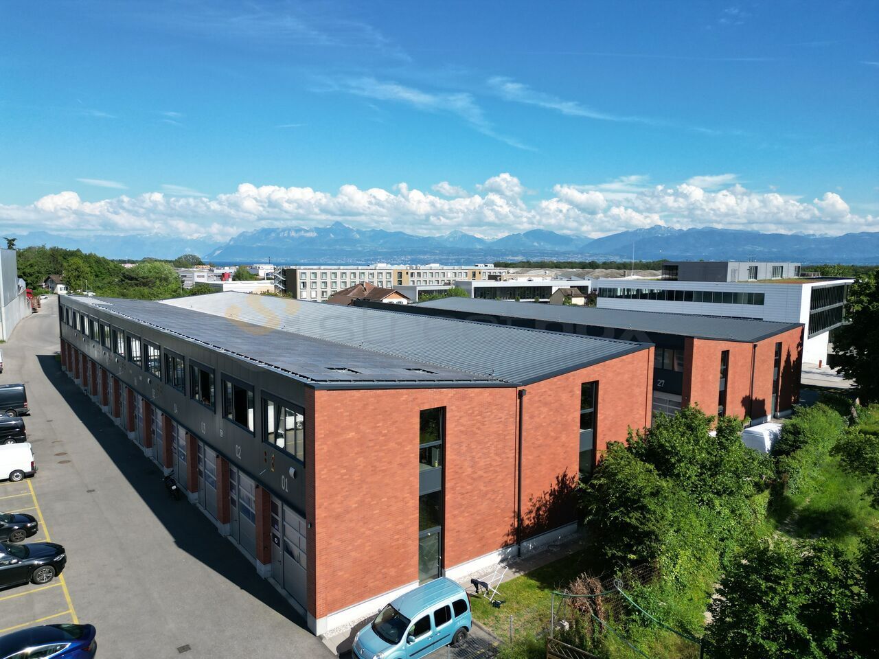 172m² commerciale, foto 3 di 3