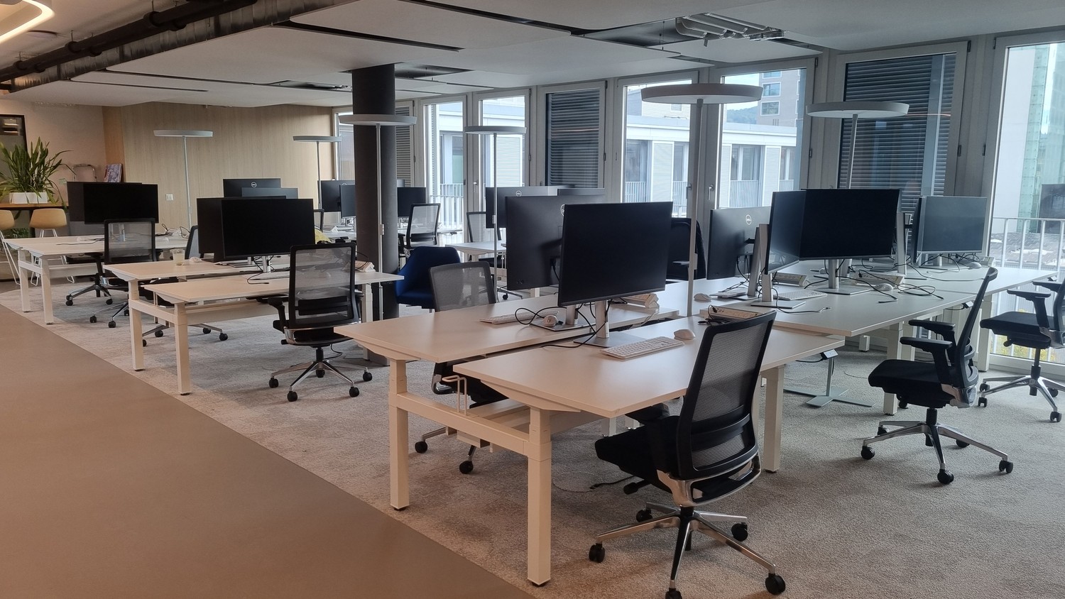 Office, Foto 2 von 4