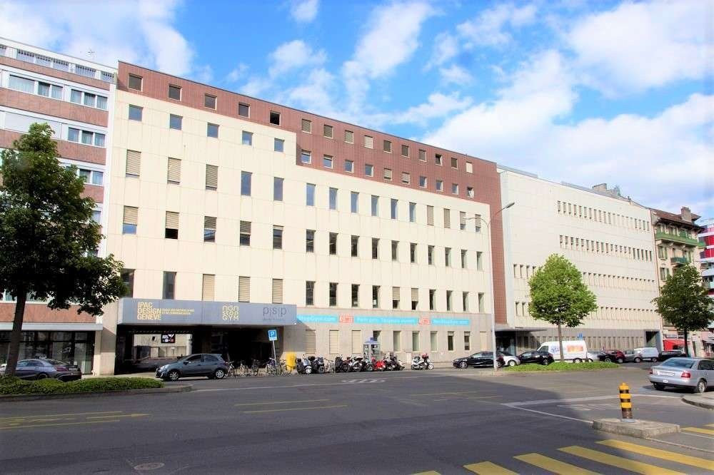 Deposito di 150m²