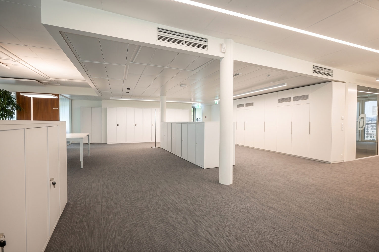 702m² ufficio
