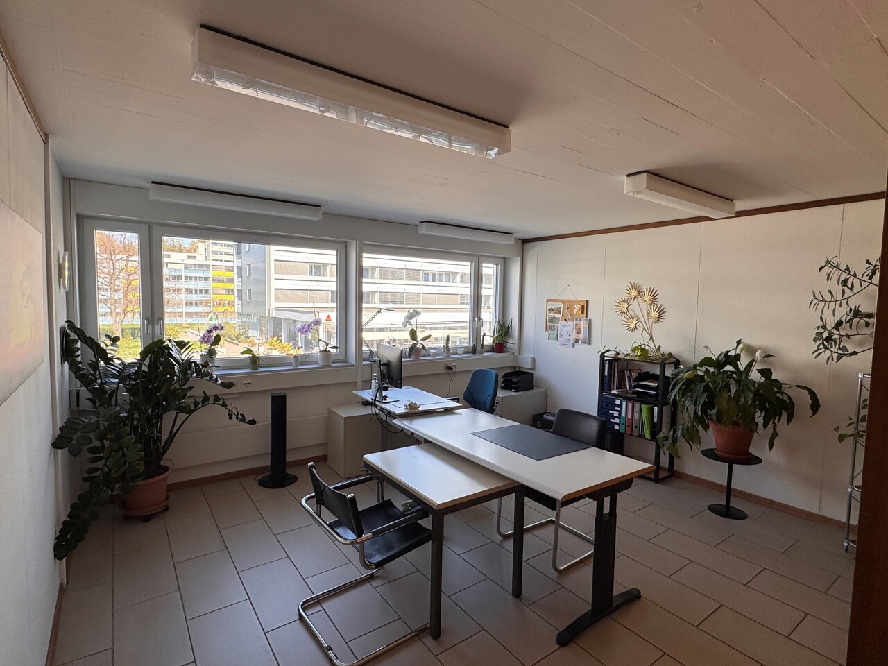 340m² Büro
