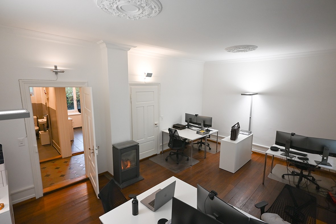 Office, photo 1 of 10