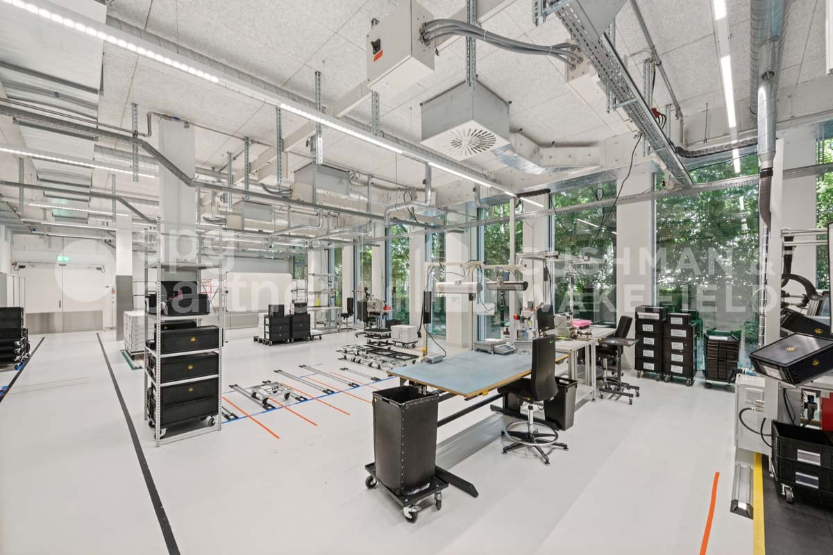 1600m² Büro, Foto 6 von 10