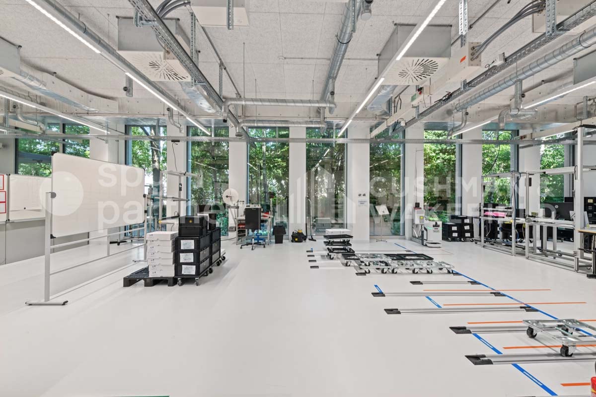 1600m² Büro, Foto 7 von 10
