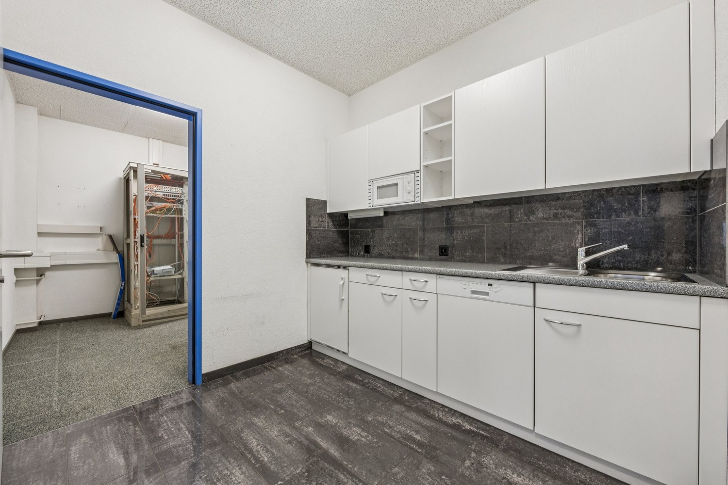 305m² office, Foto 5 von 10