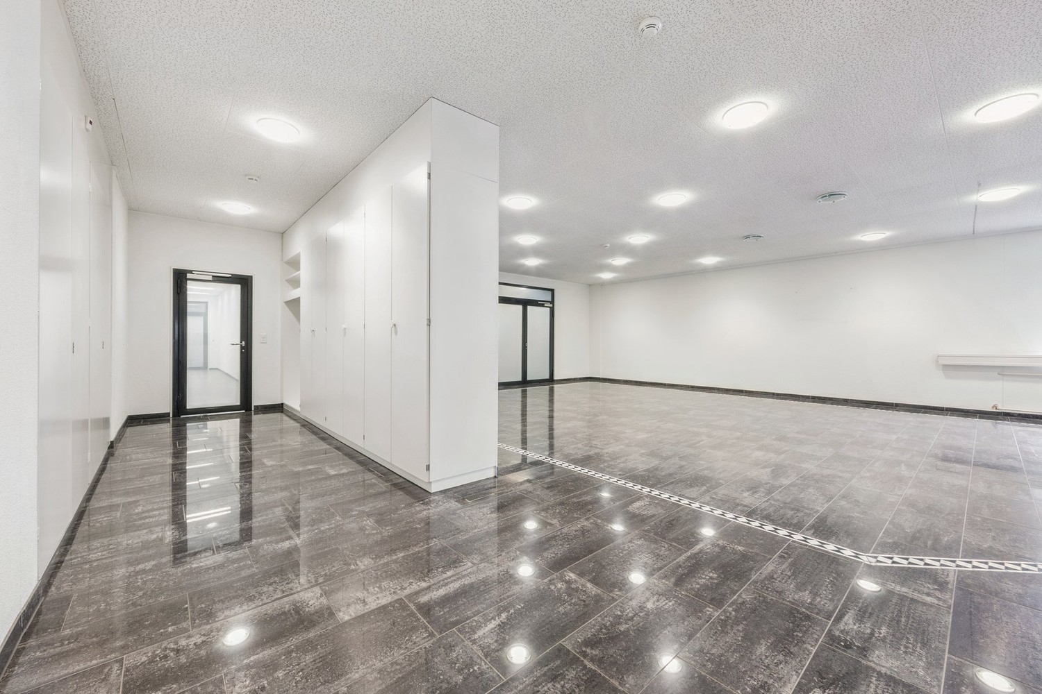 305m² office, Foto 7 von 10