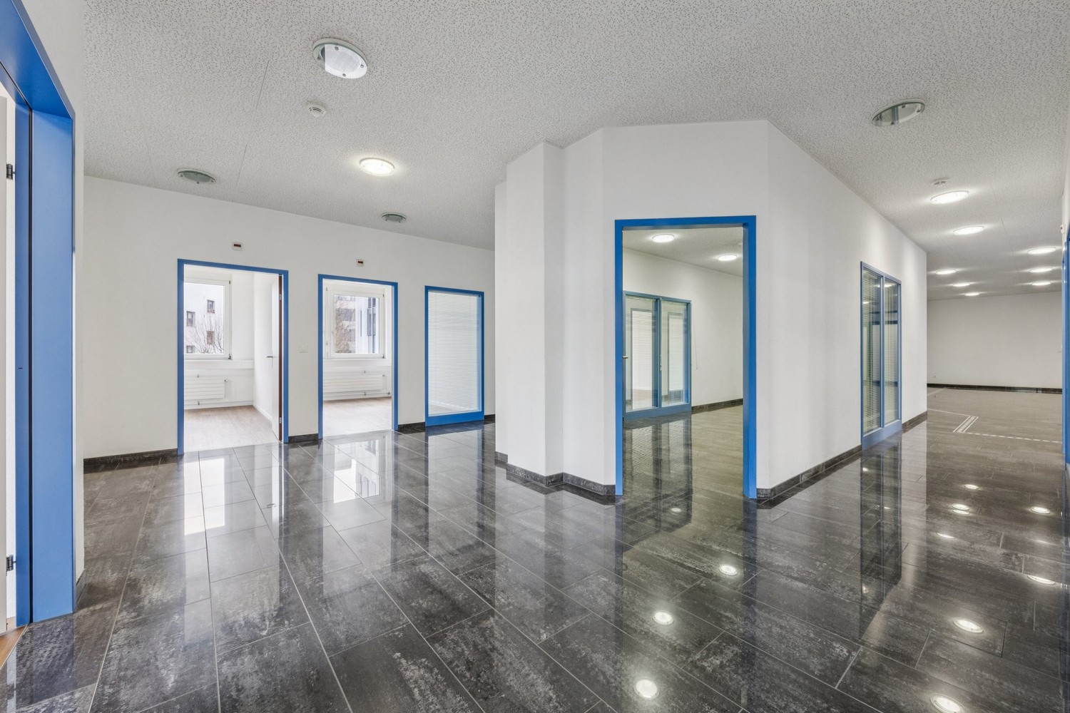 305m² office, Foto 8 von 10