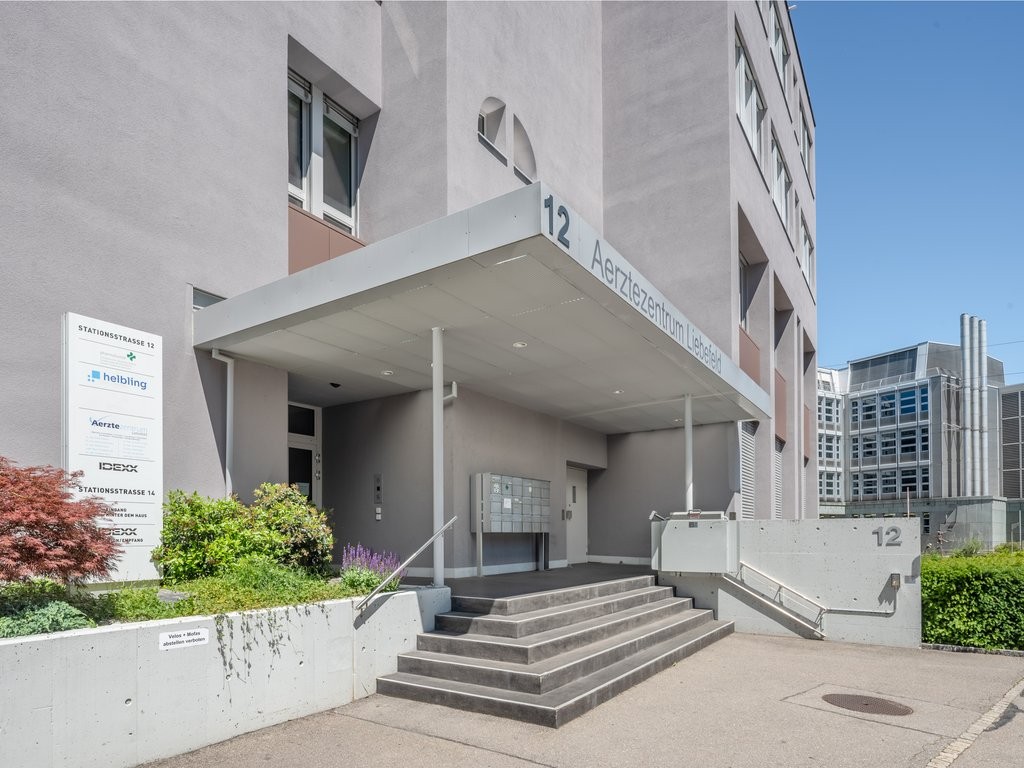 1486m² commercial