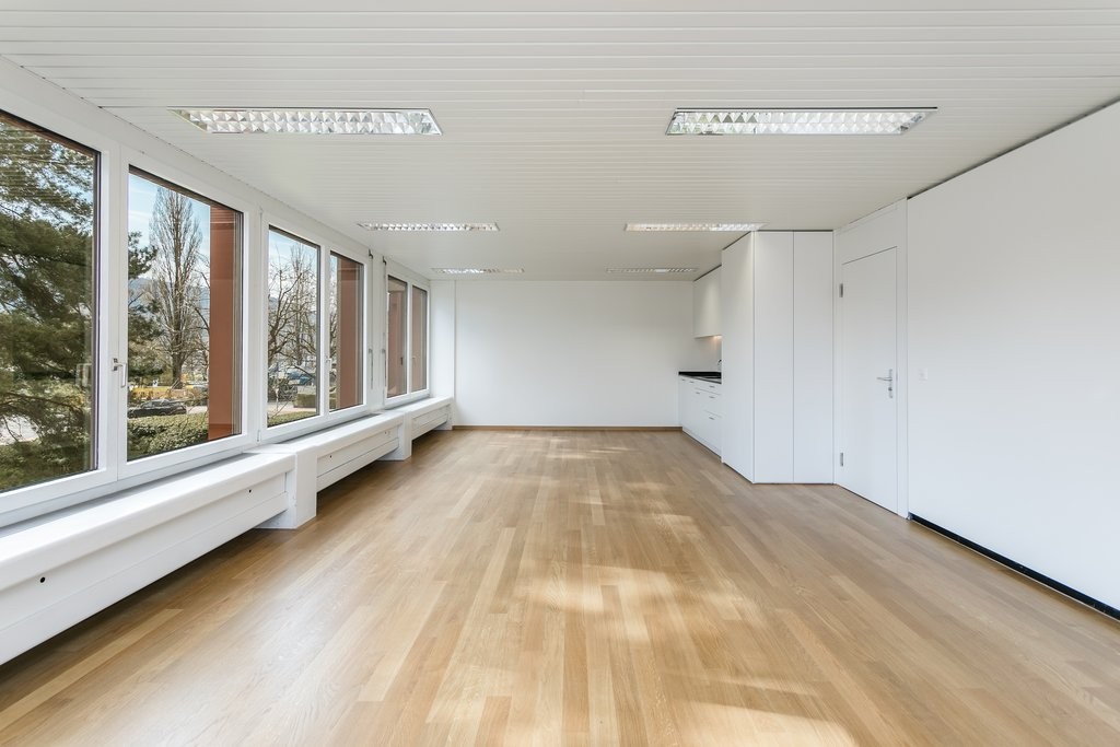51m² office