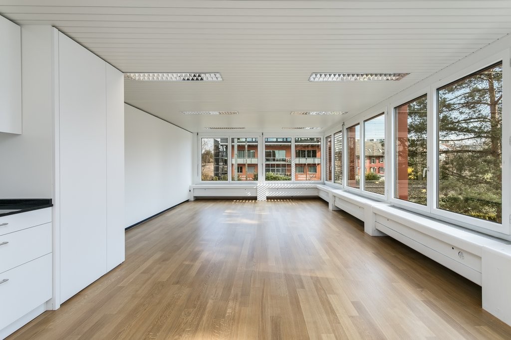 51m² office