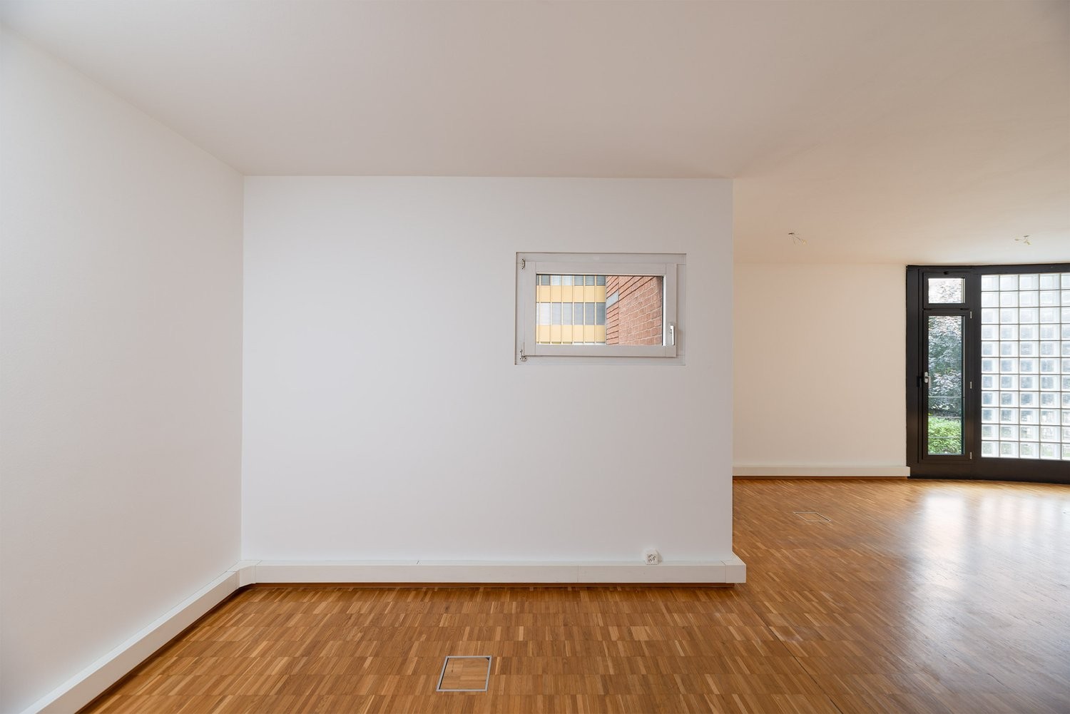 87m² Büro, Foto 3 von 10