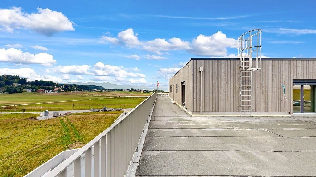 82m² Laden