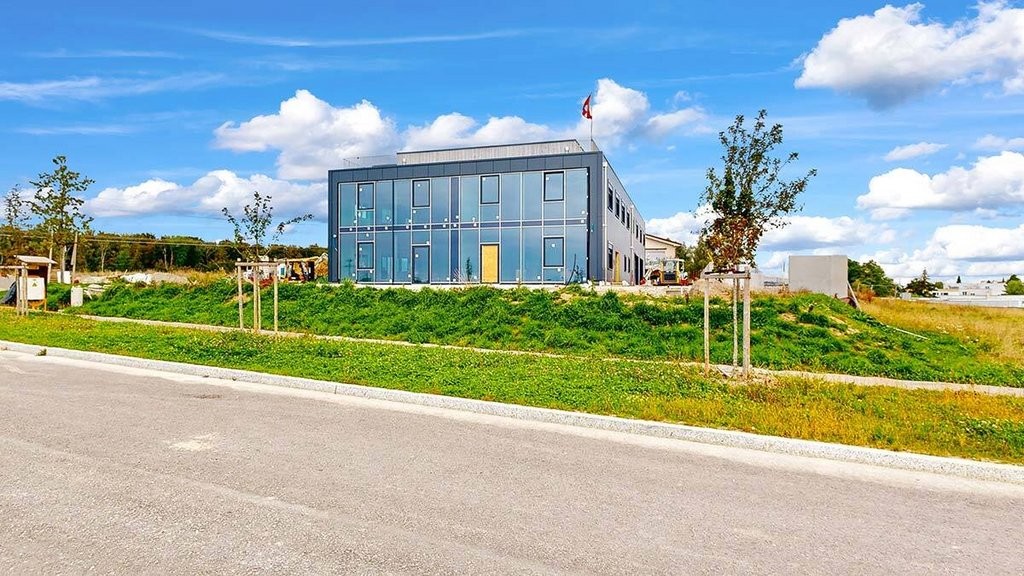 82m² Laden
