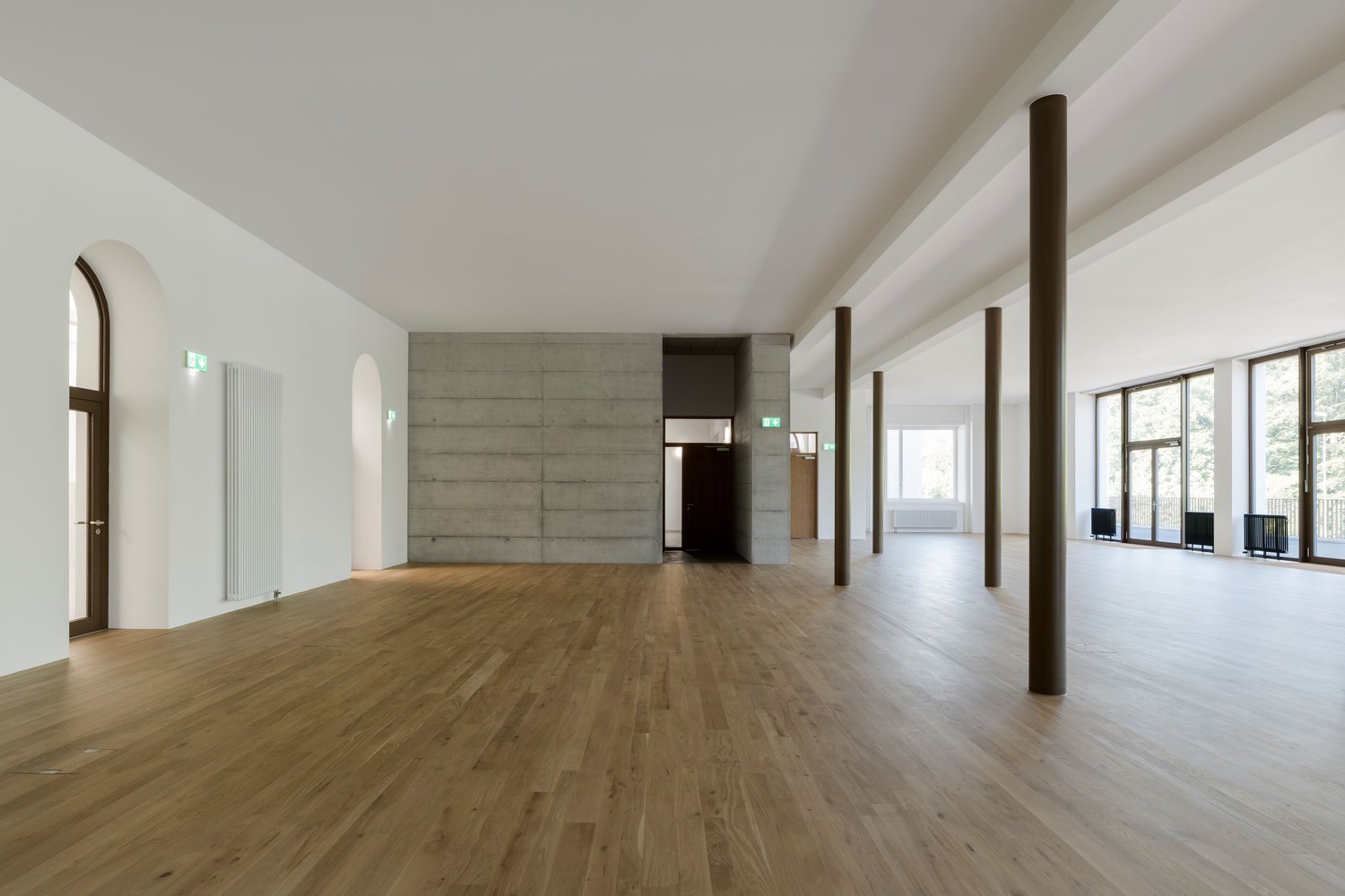 230m² commercial, Foto 4 von 8
