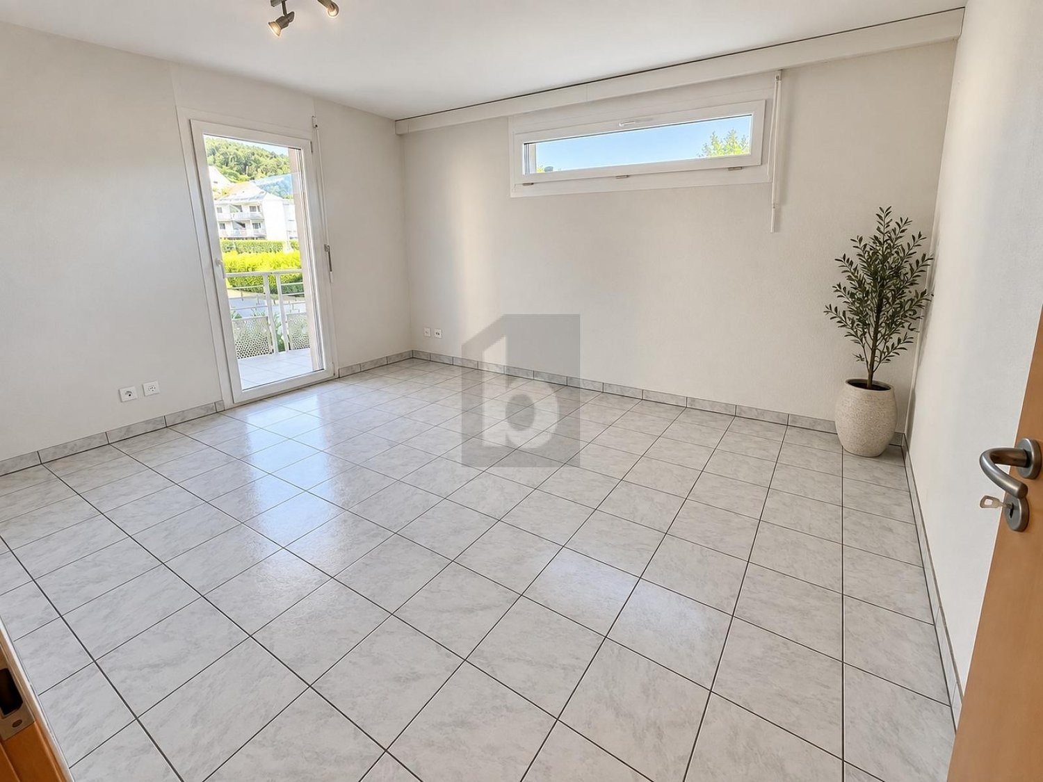 130m² Büro, Foto 3 von 4
