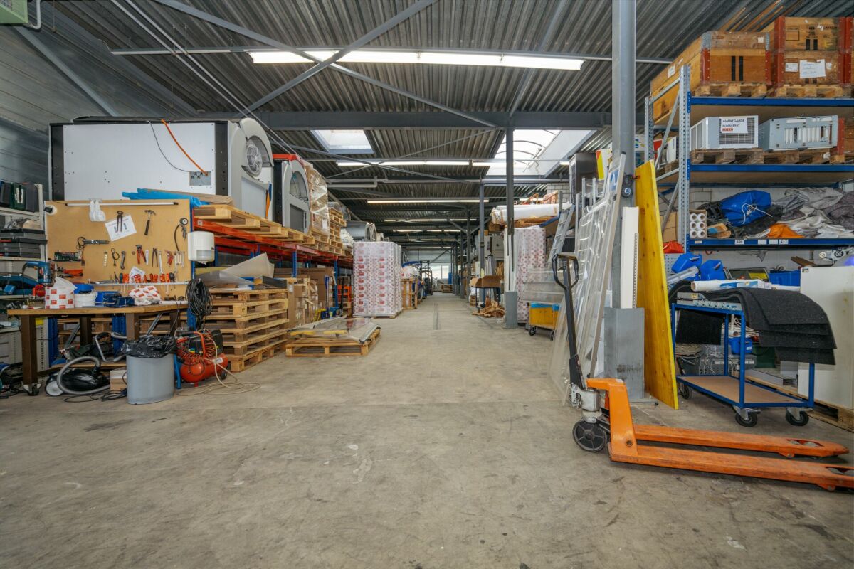 400m² factory, photo 8 of 10