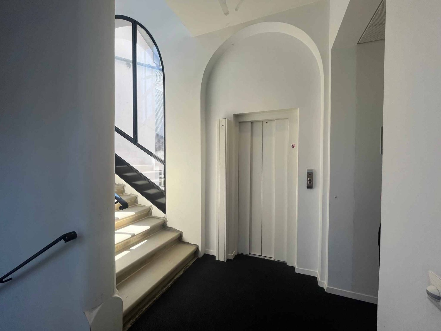 211m² office, Foto 4 von 10