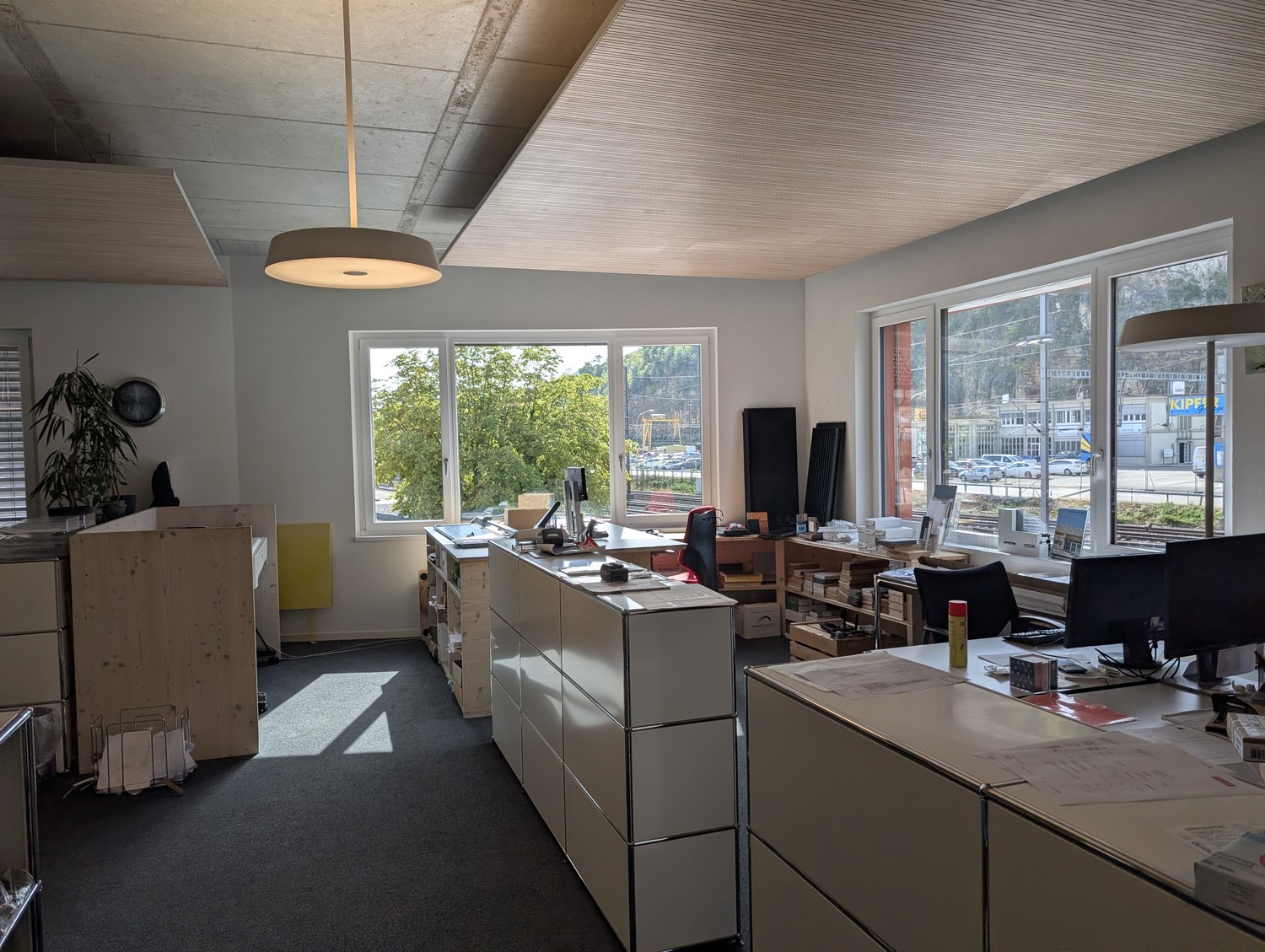 756m² workshop