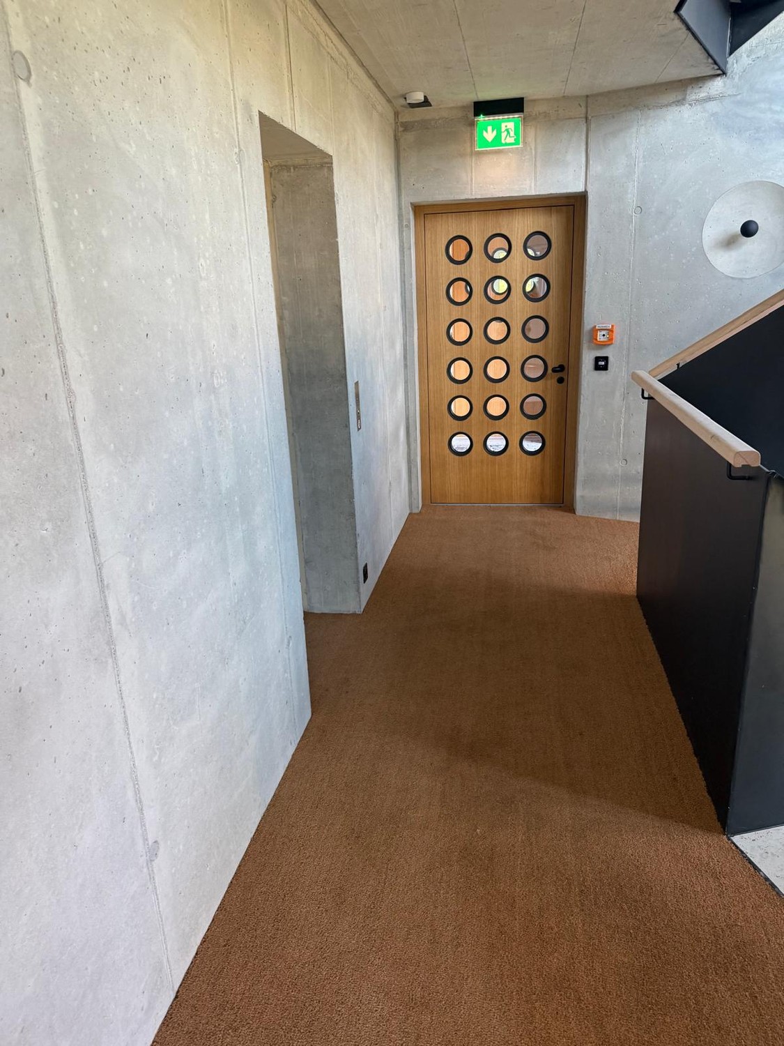33m² commercial, Foto 1 von 6