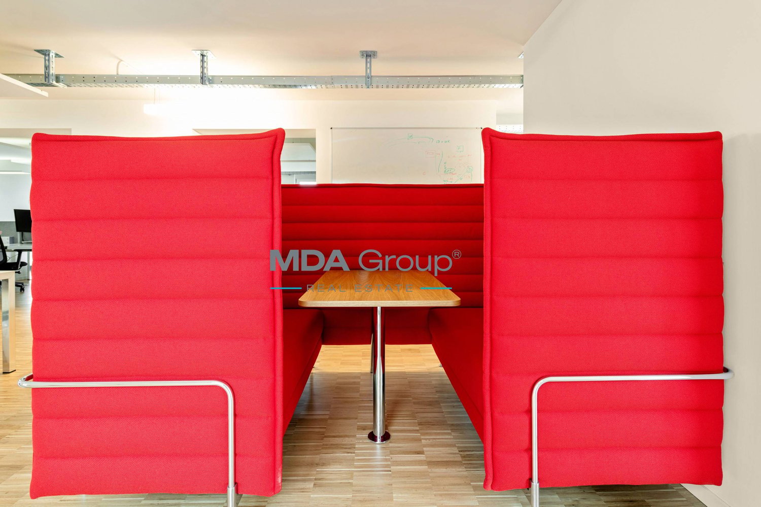 457m² Büro, Foto 7 von 10