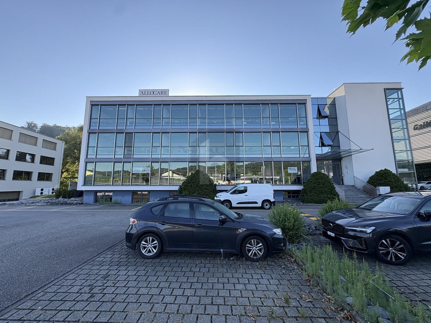 ufficio di 210m², foto 2 di 3