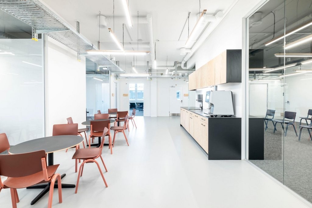 149m² laboratory