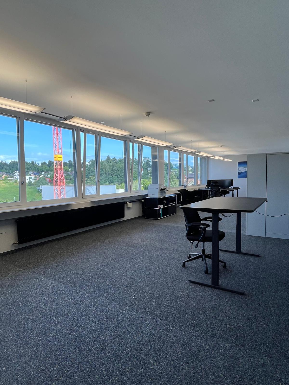 86m² office