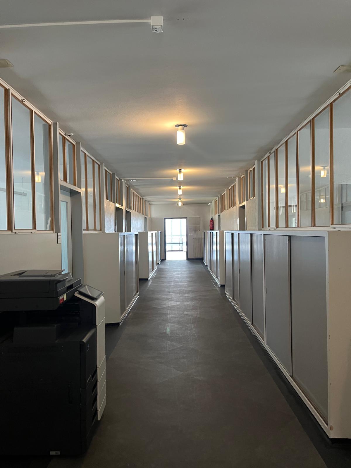 86m² office
