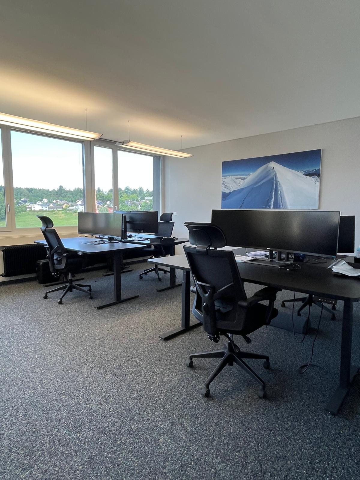 86m² office