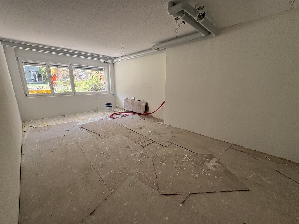56m² office