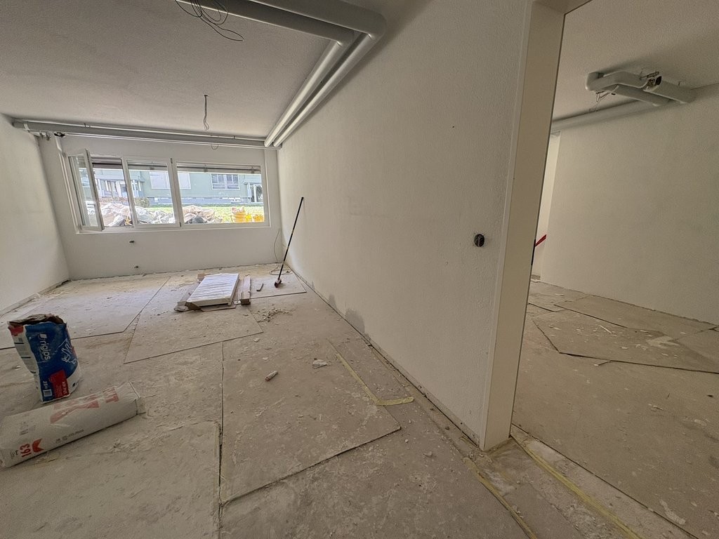 56m² office