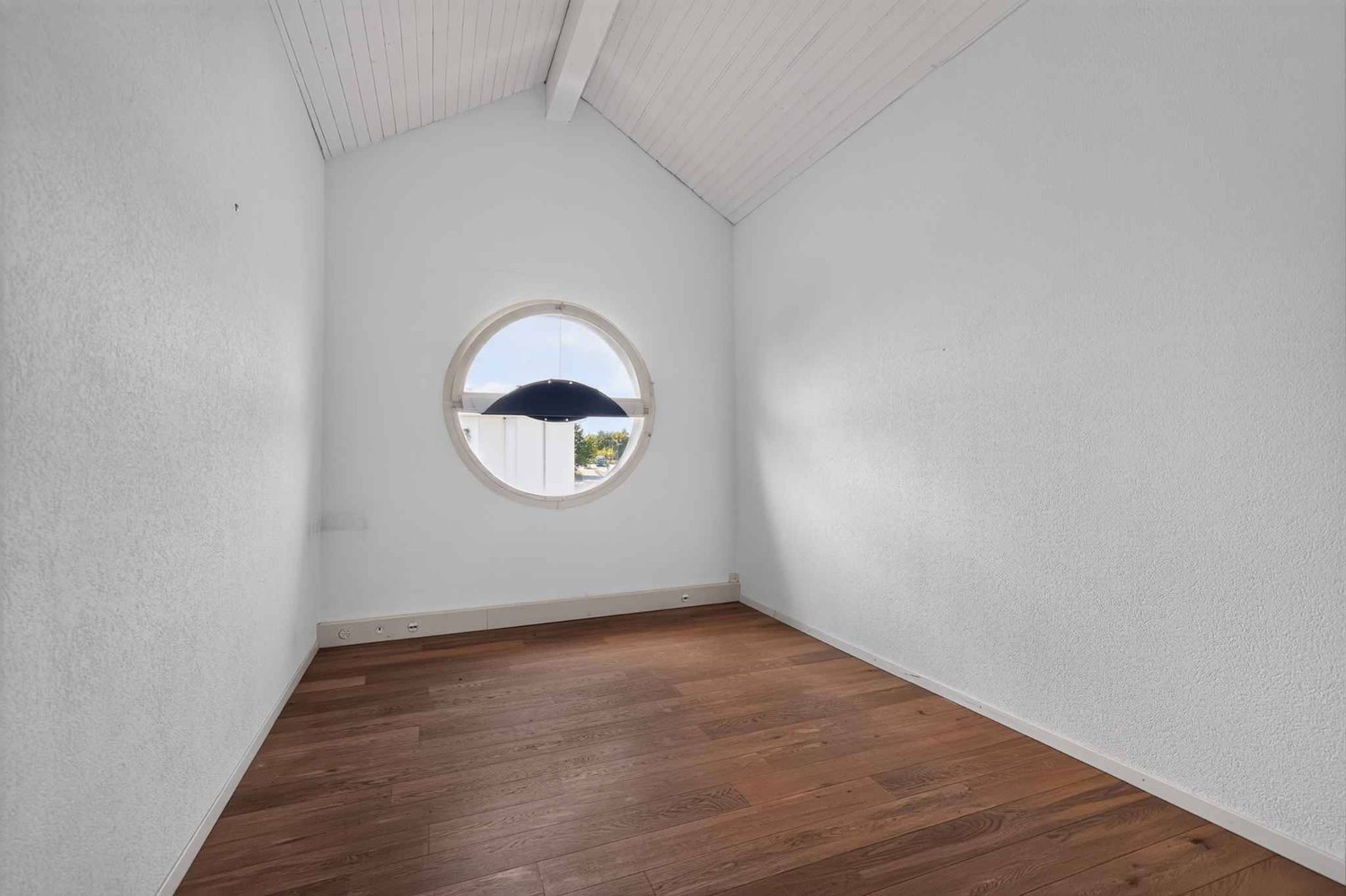 200m² Büro