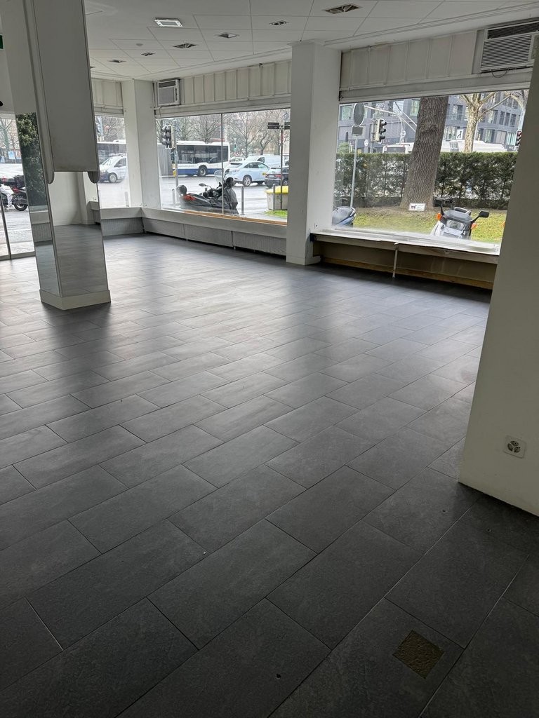 80m² Laden, Foto 2 von 5