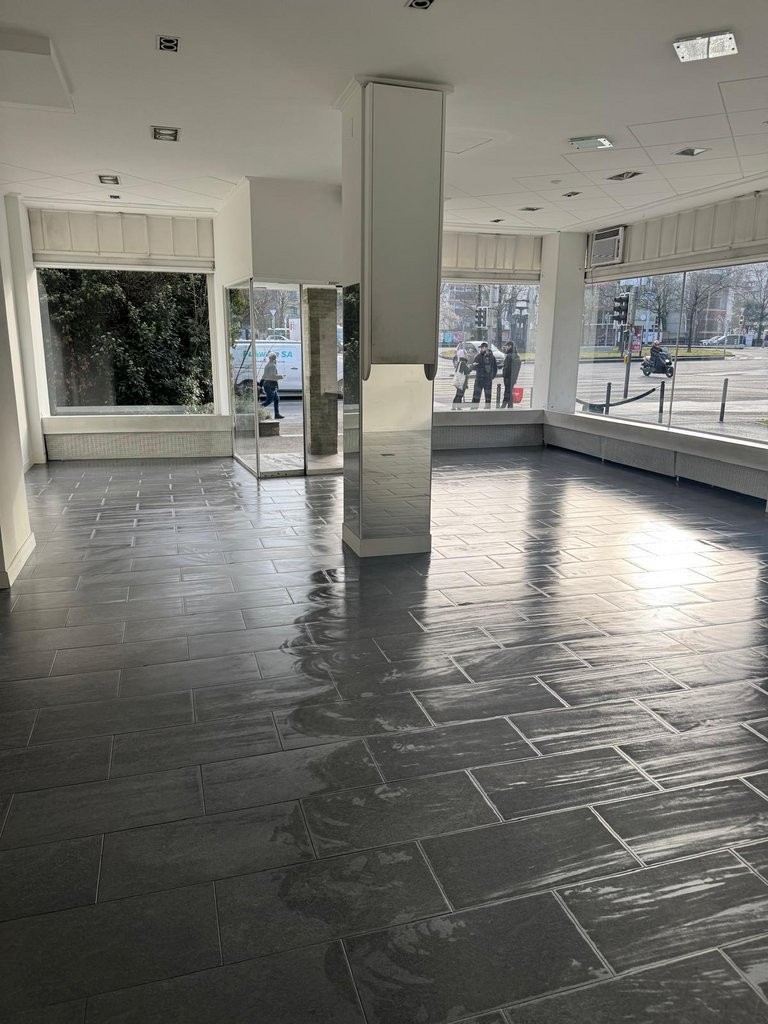 80m² Laden, Foto 1 von 5