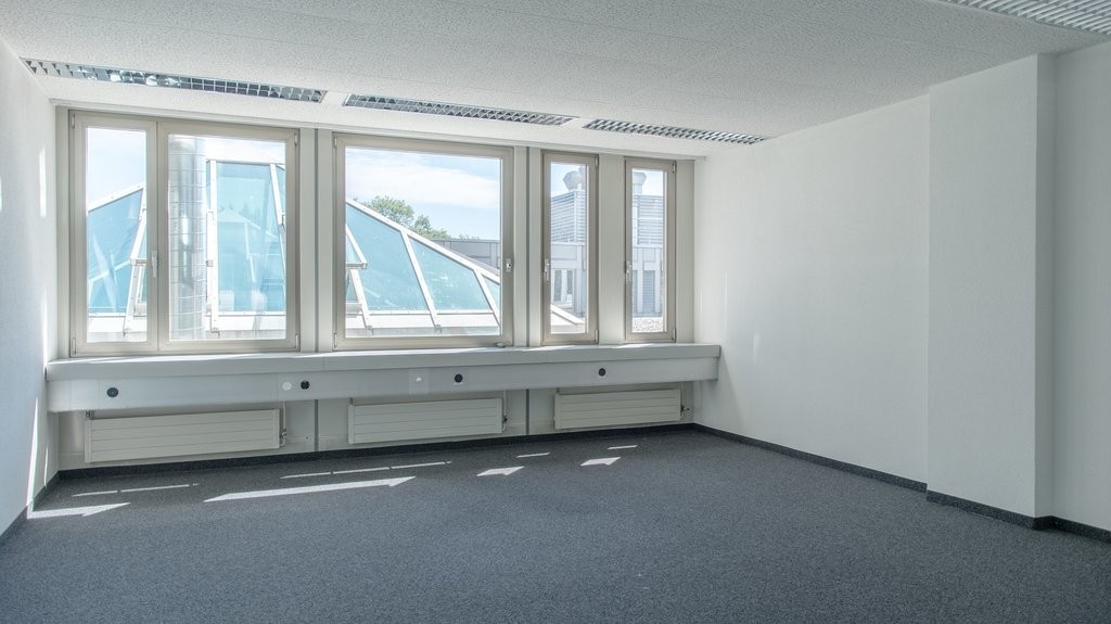 295m² office, Foto 2 von 7
