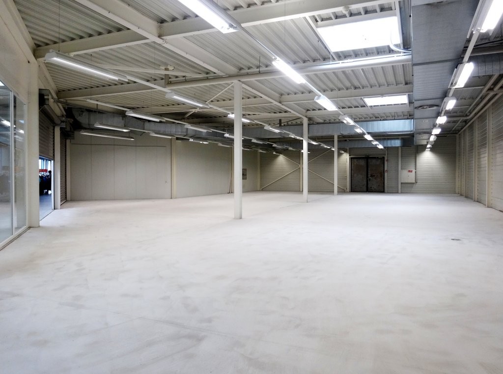 849m² shop, Foto 5 von 5