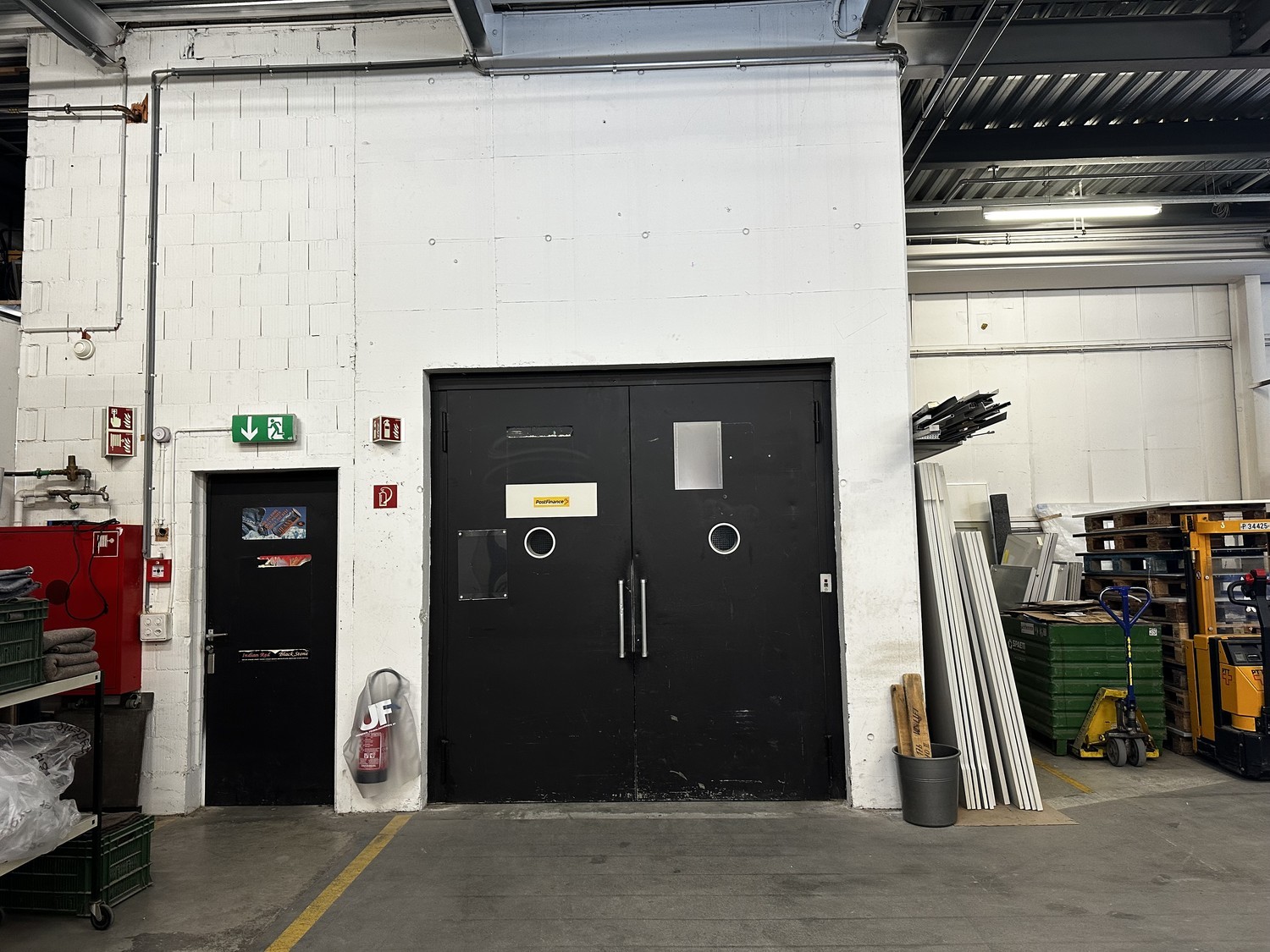 1740m² commercial