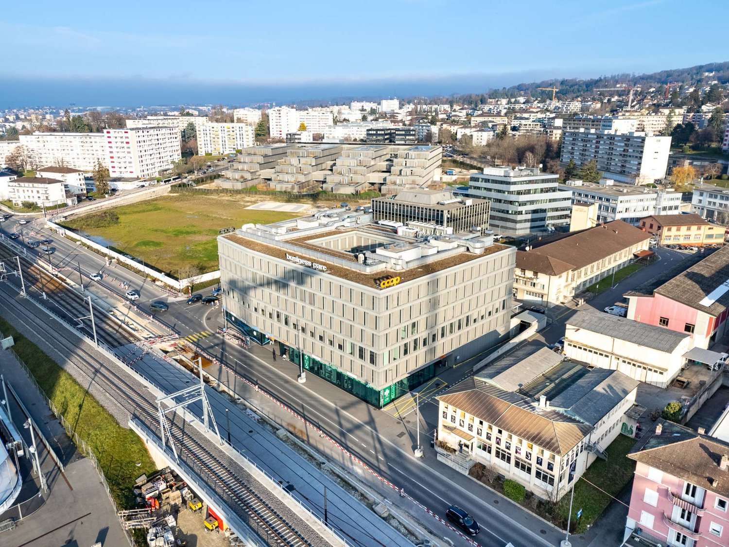 2100m² Büro