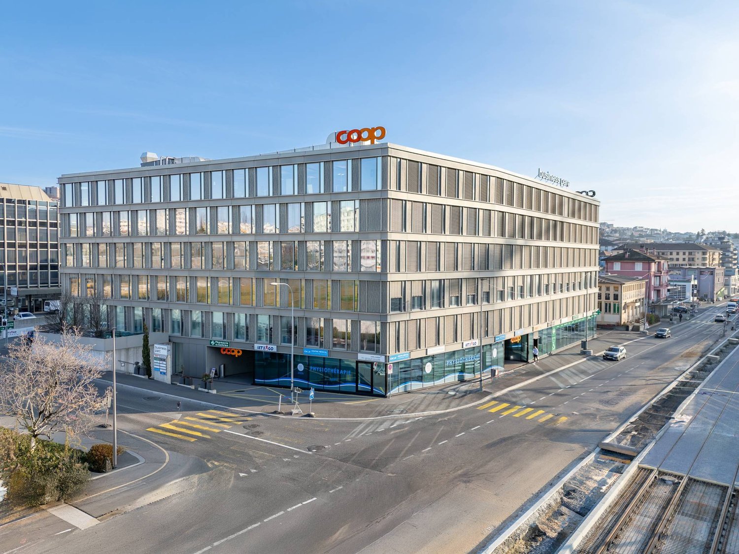 2100m² Büro
