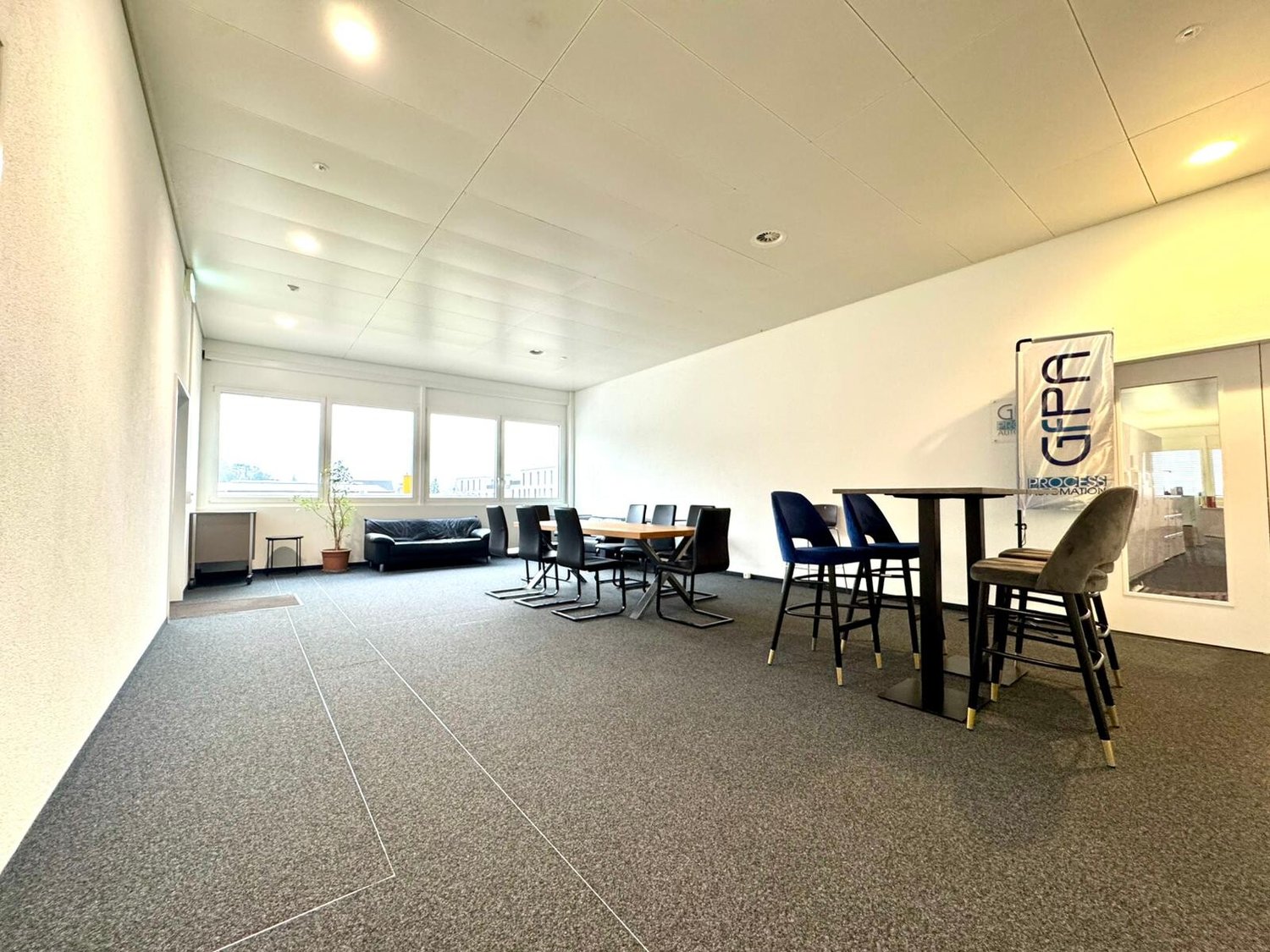 537m² practice, Foto 1 von 10