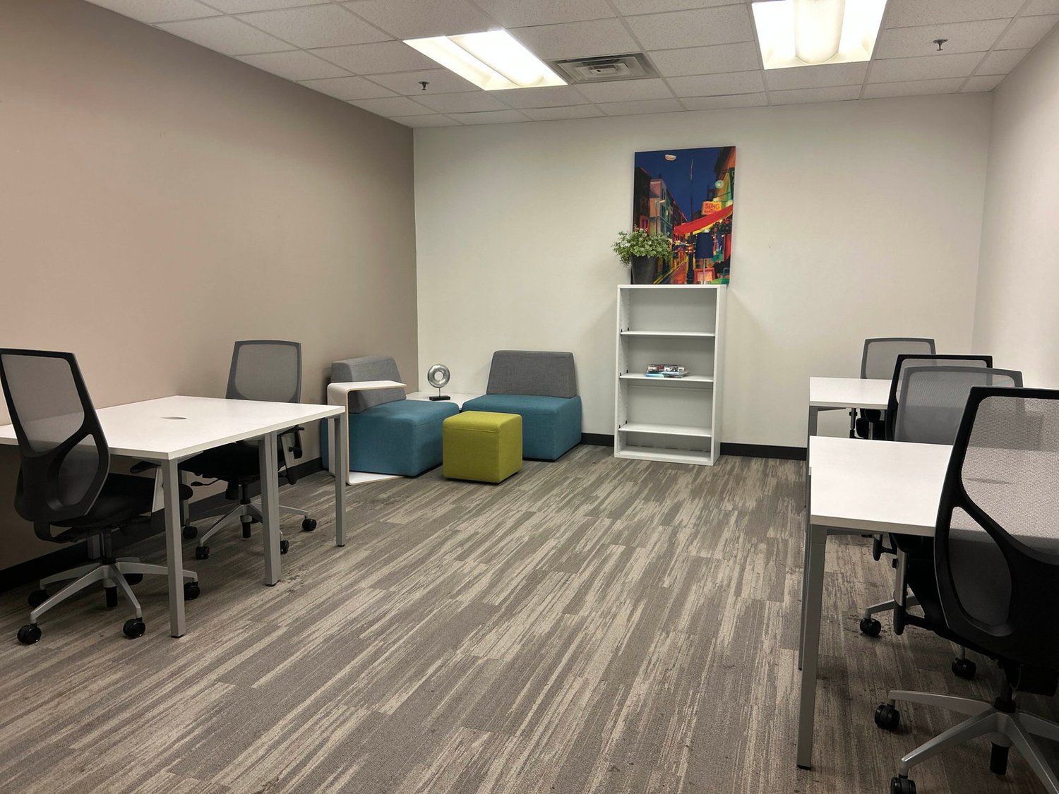 300m² Büro, Foto 1 von 10