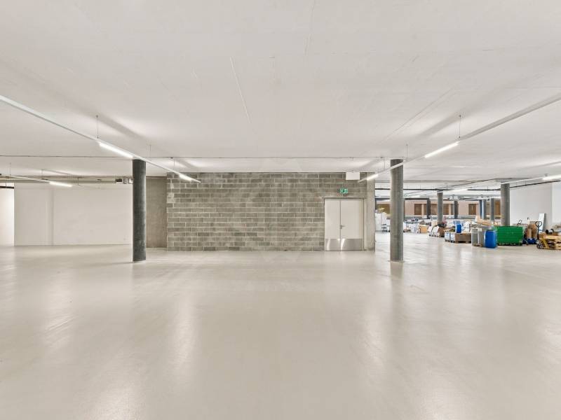 Oggetto industriale di 500m², foto 2 di 4