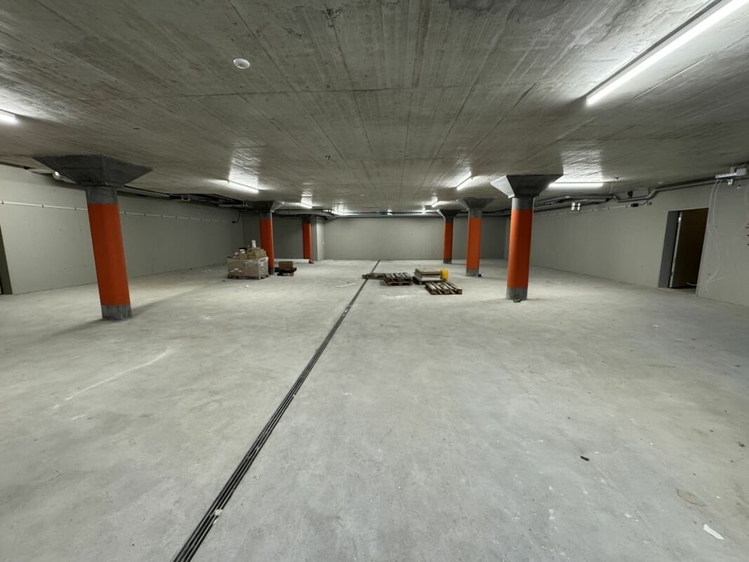 Posto auto, foto 2 di 2