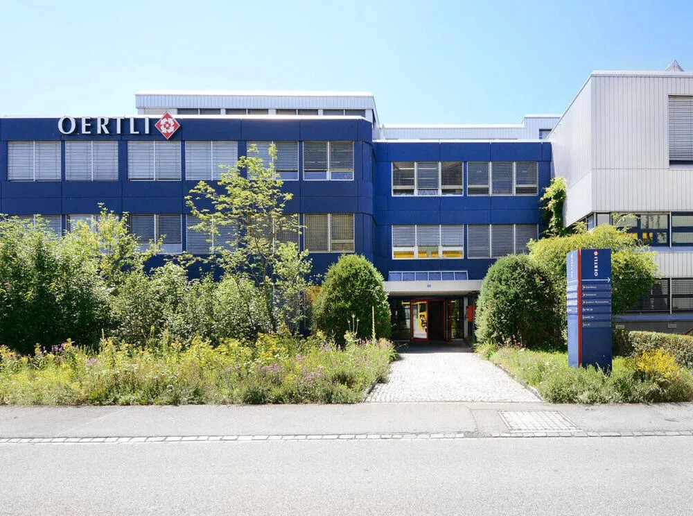 145m² office