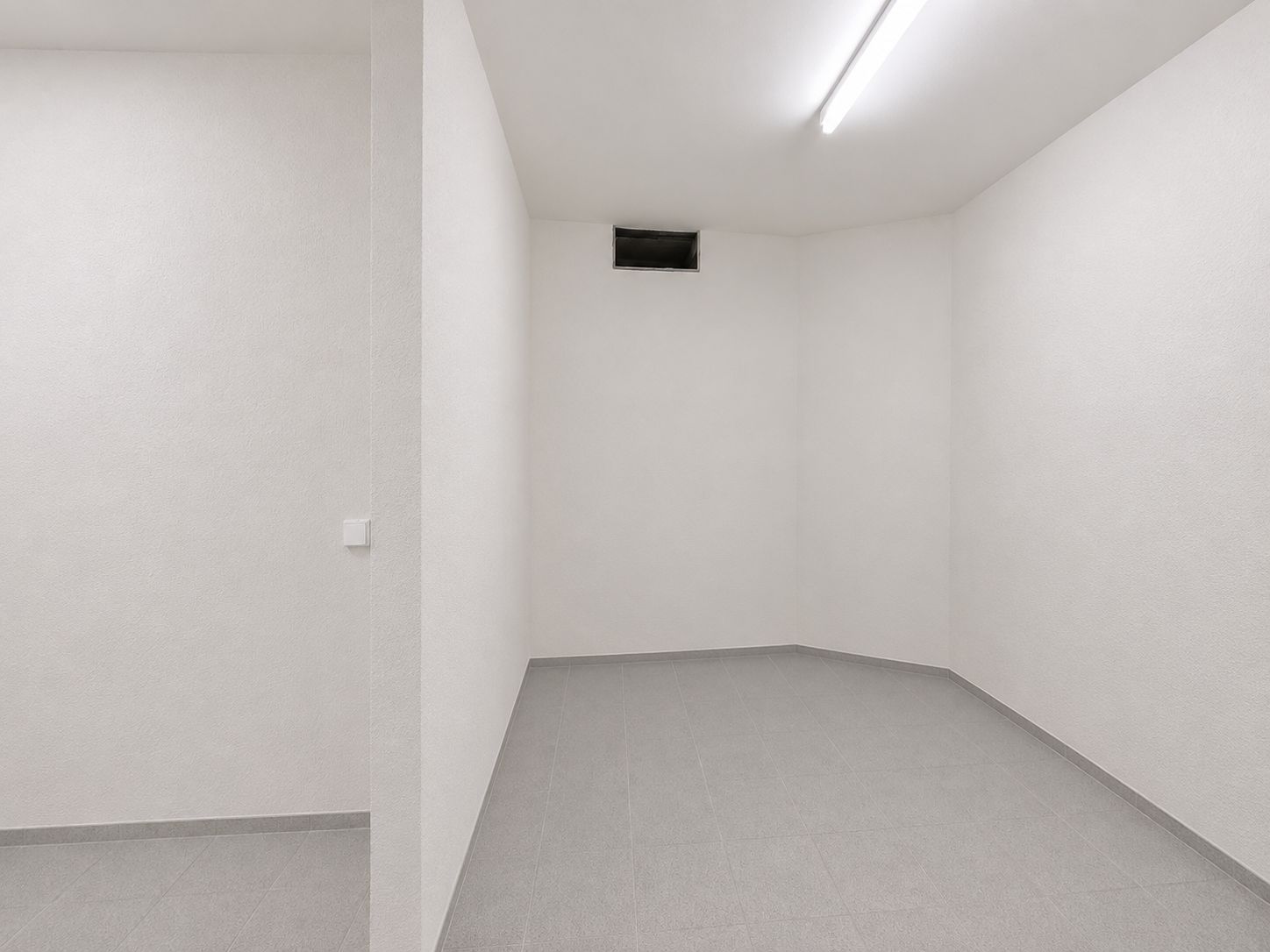 190m² industrial object, Foto 10 von 10