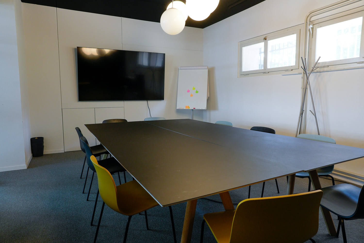 125m² office