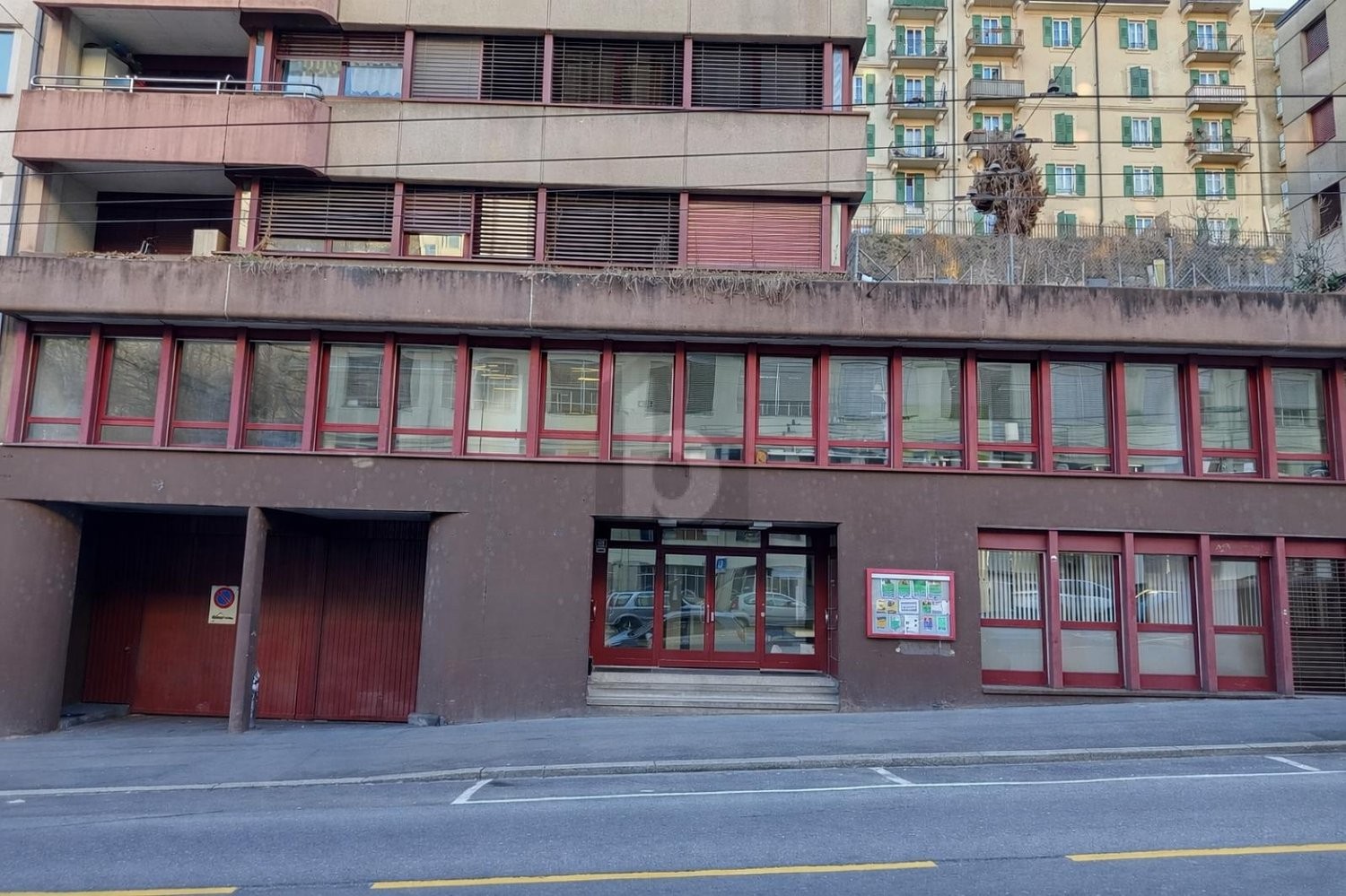 310m² office, photo 2 sur 4