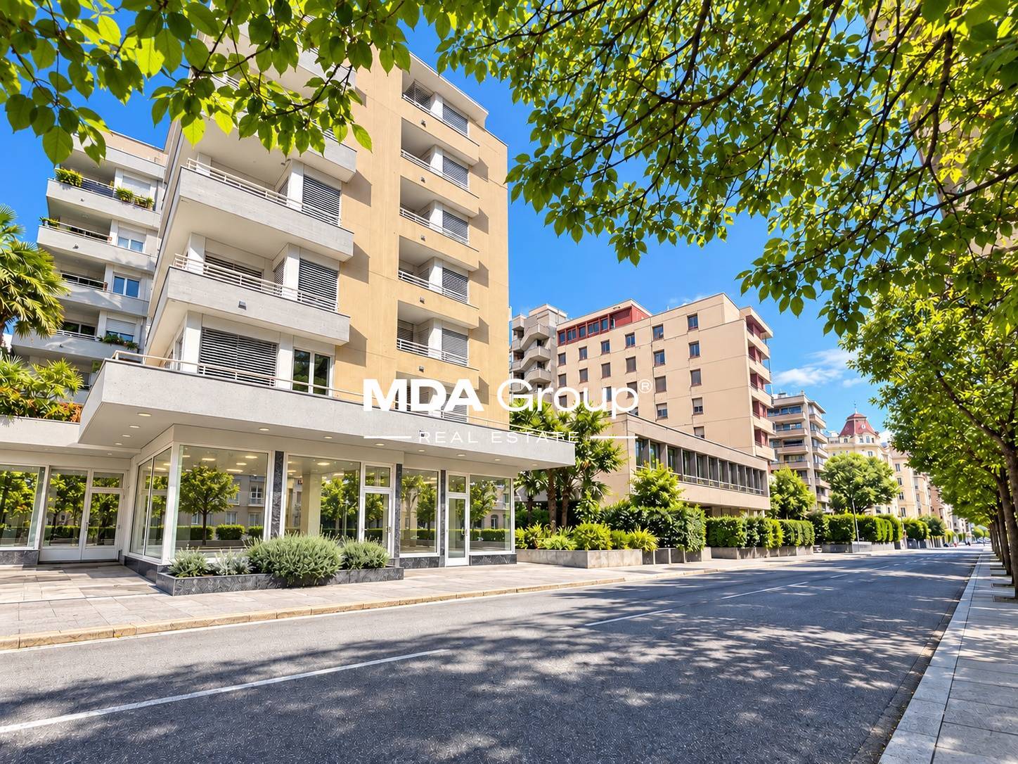 240m² shop, foto 4 di 10
