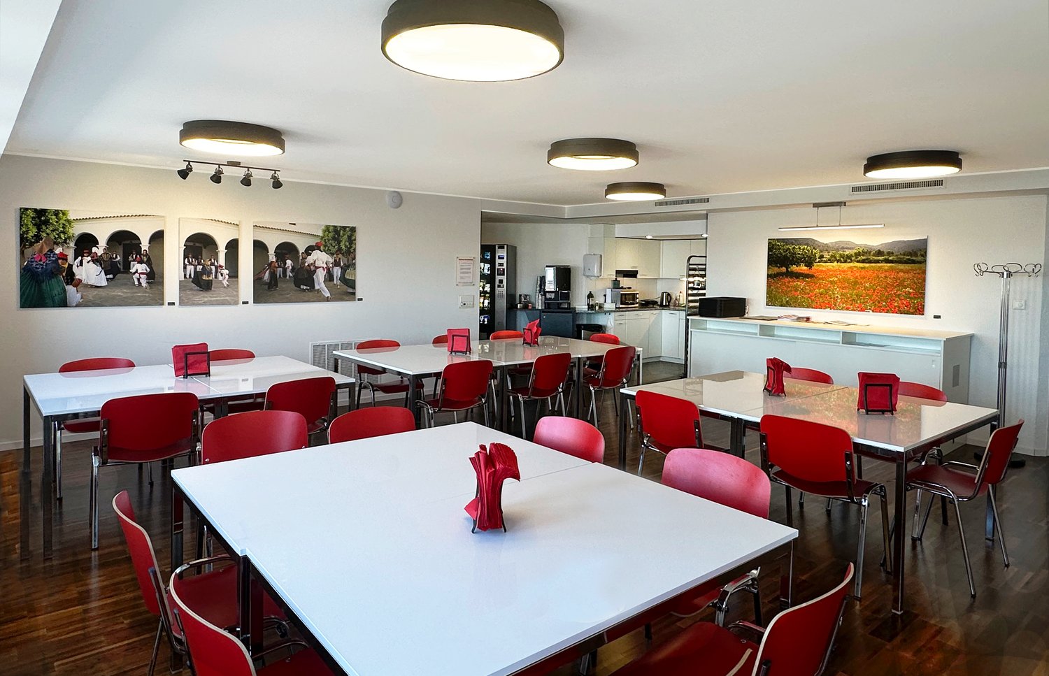 250m² commercial